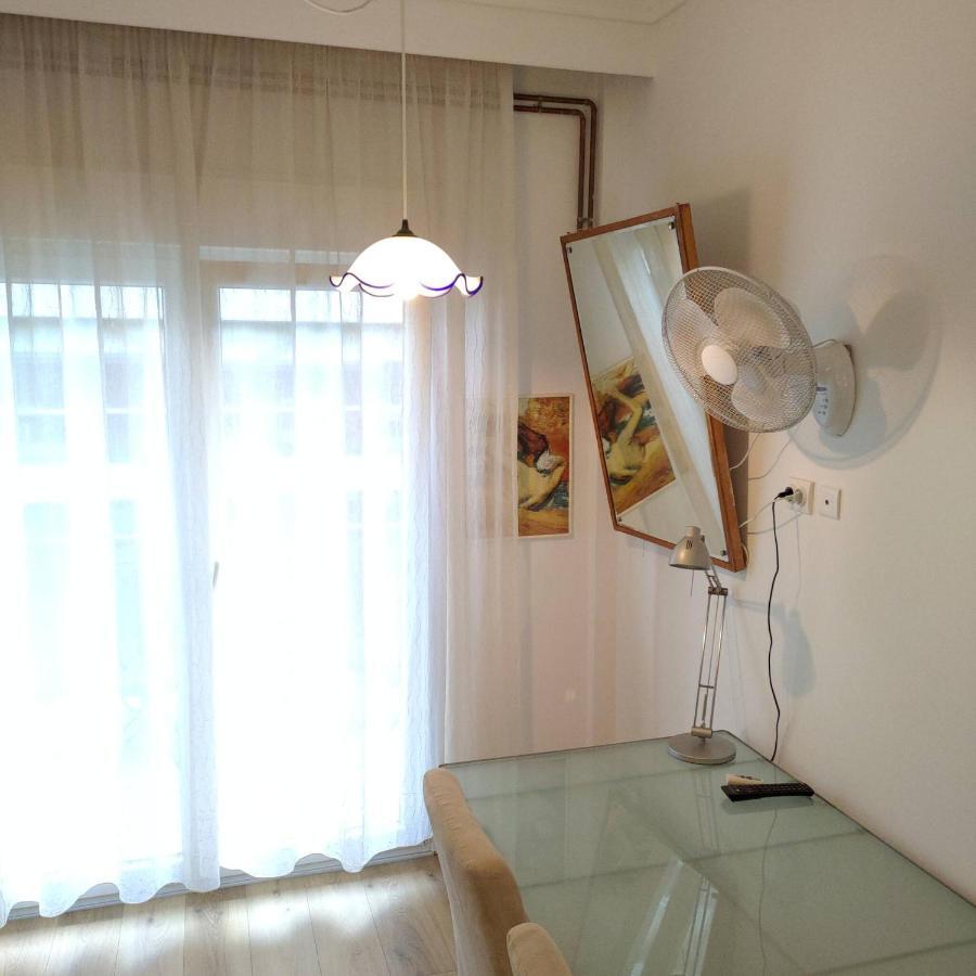 Promenade Apartment With Sea View Салоники Экстерьер фото