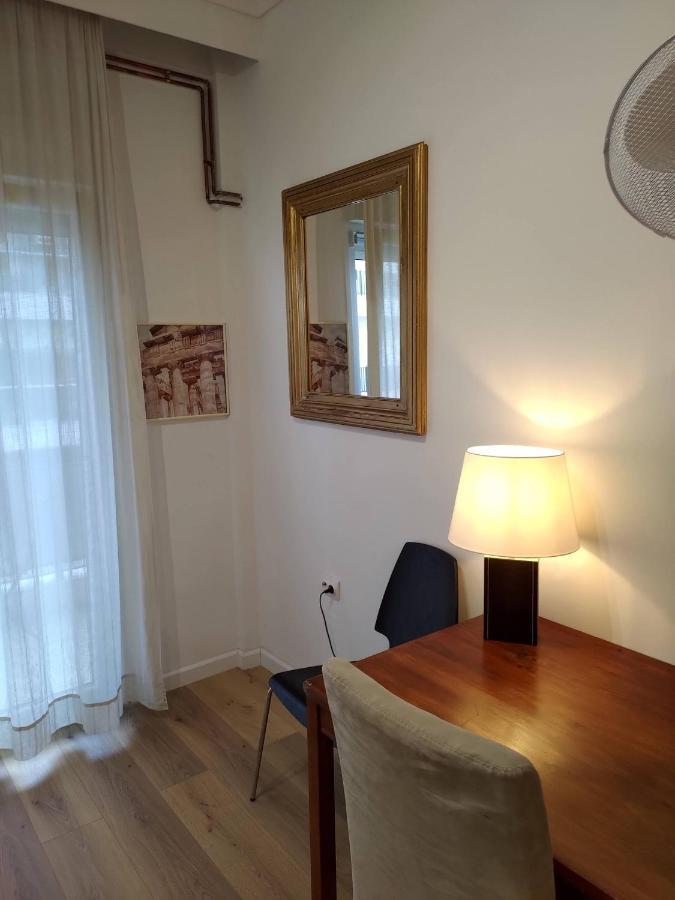 Promenade Apartment With Sea View Салоники Экстерьер фото