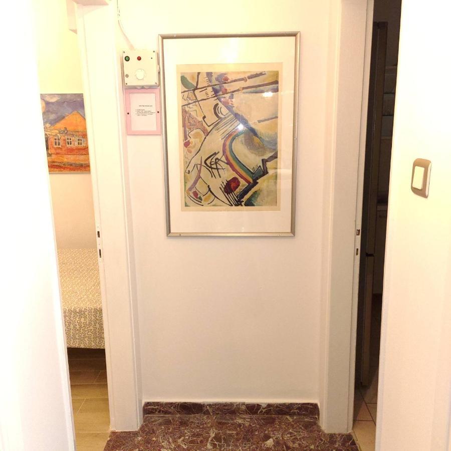 Promenade Apartment With Sea View Салоники Экстерьер фото