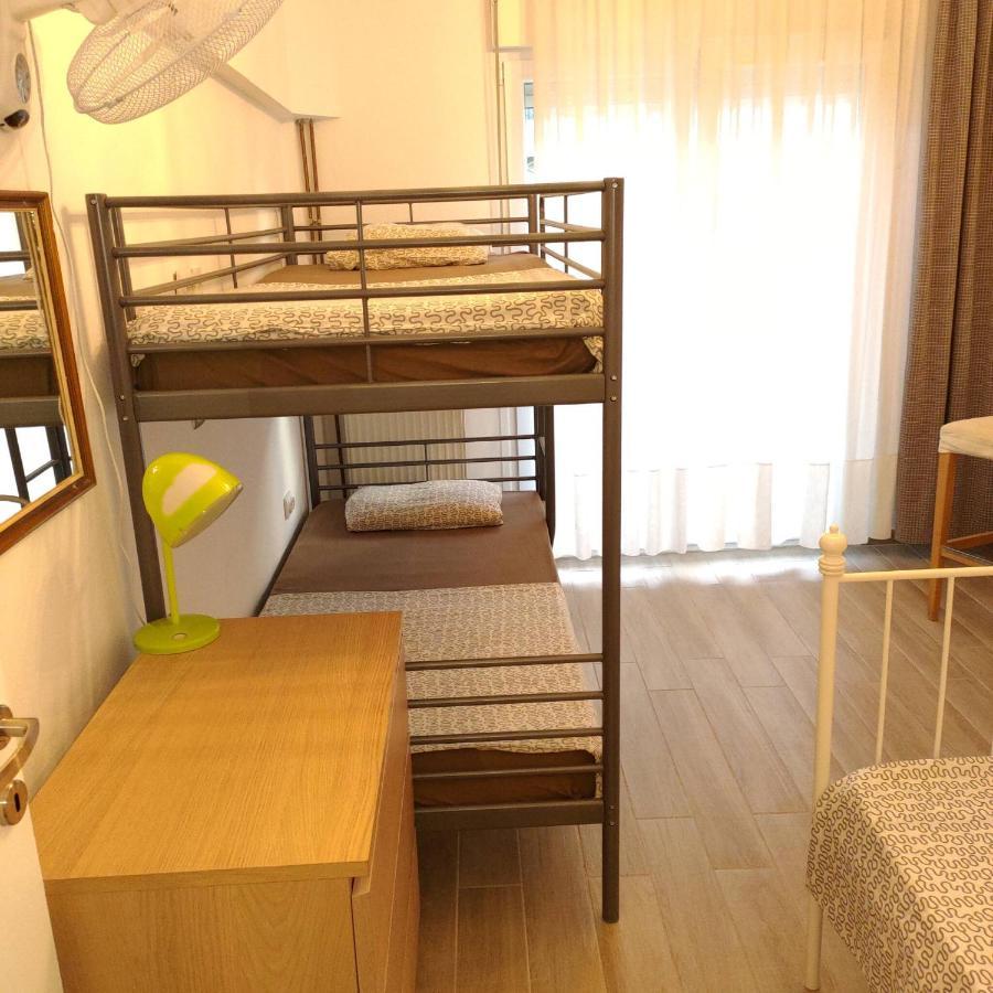 Promenade Apartment With Sea View Салоники Экстерьер фото